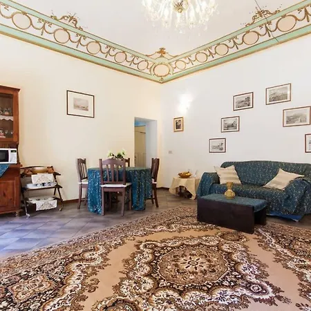 Bed & Breakfast Locami Holiday&rooms Piazzetta Messinese *